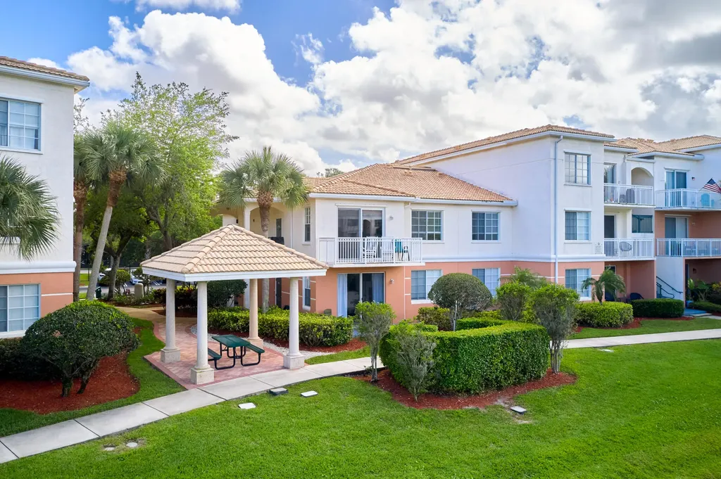 9112 Myrtlewood Circle W Palm Beach Gardens FL 33418