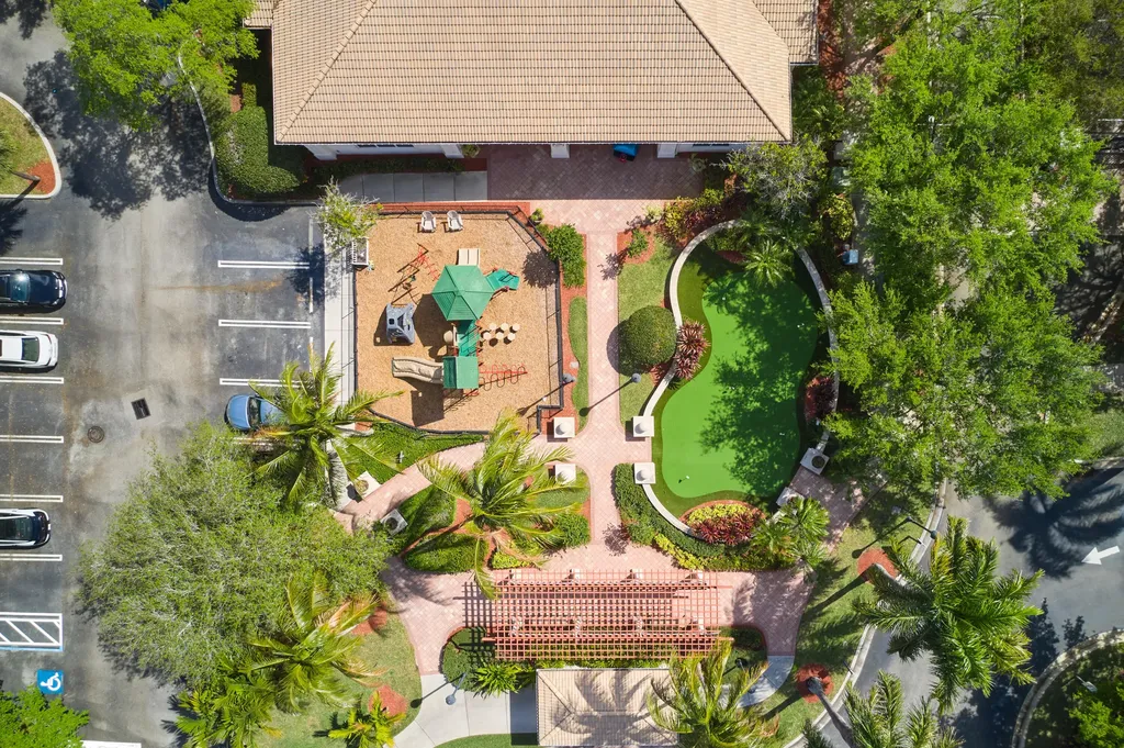 9112 Myrtlewood Circle W Palm Beach Gardens FL 33418