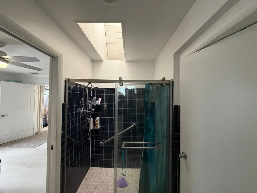 309 Davis Road Palm Springs FL 33461