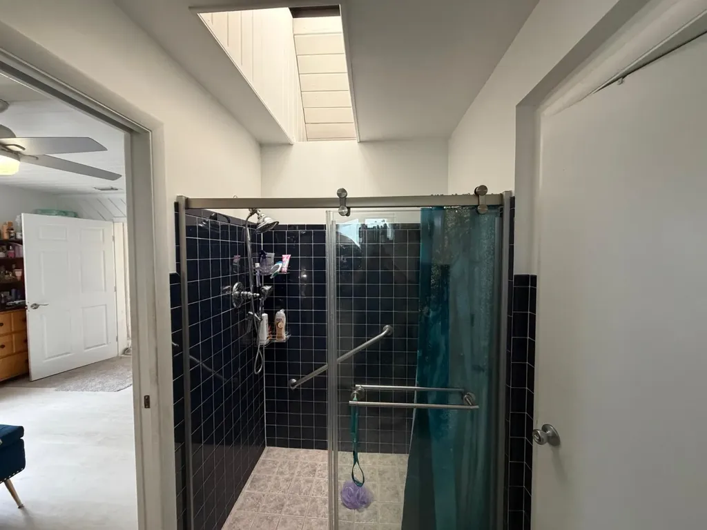 309 Davis Road Palm Springs FL 33461