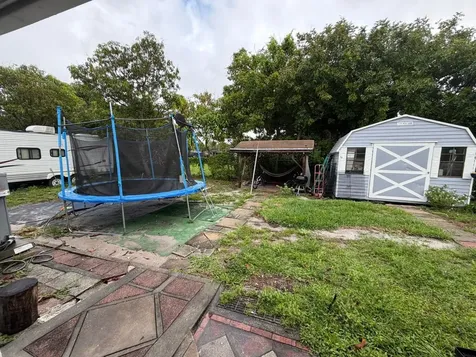 309 Davis Road Palm Springs FL 33461