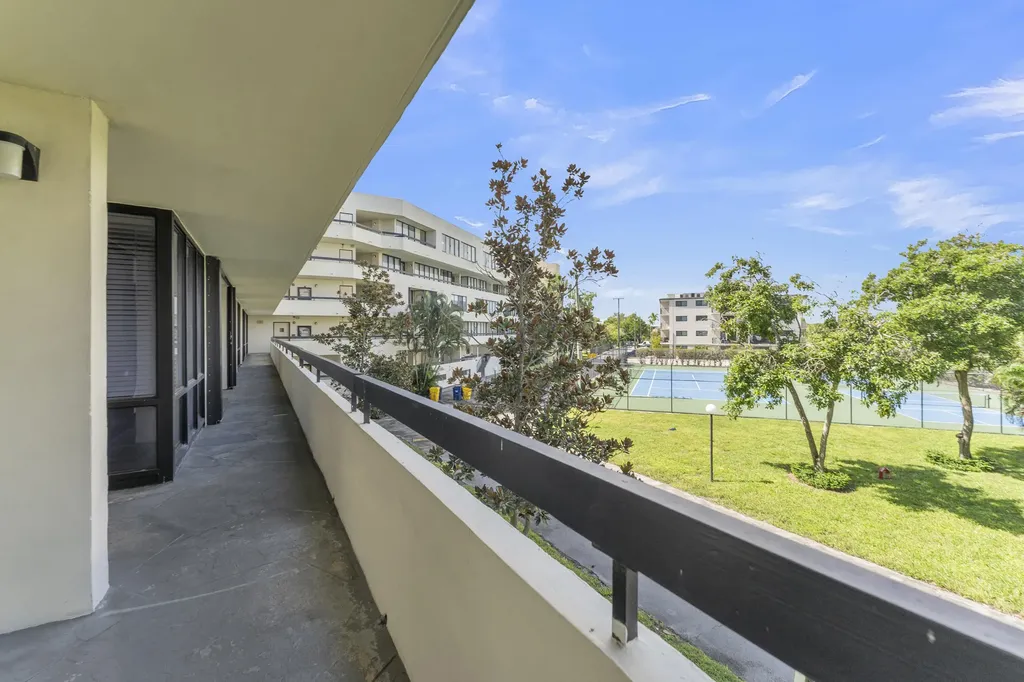1401 S Federal Highway Boca Raton FL 33432