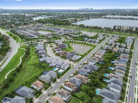 2343 Rollingwood Court Oakland Park FL 33309