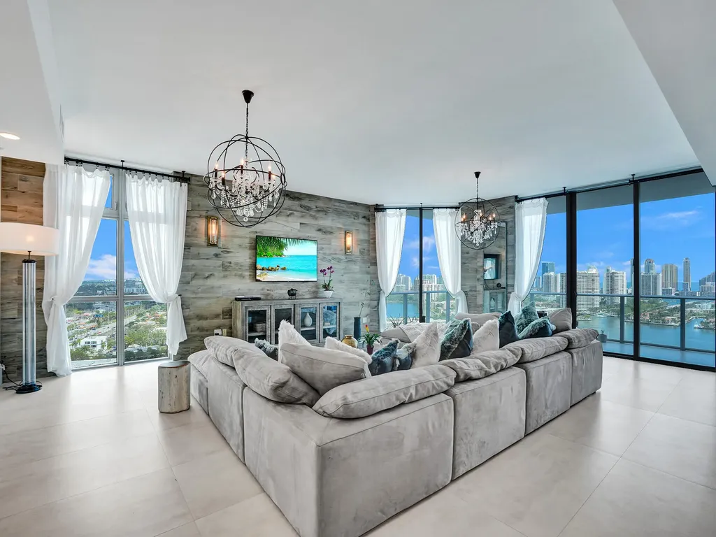 17301 Biscayne Boulevard North Miami Beach FL 33160