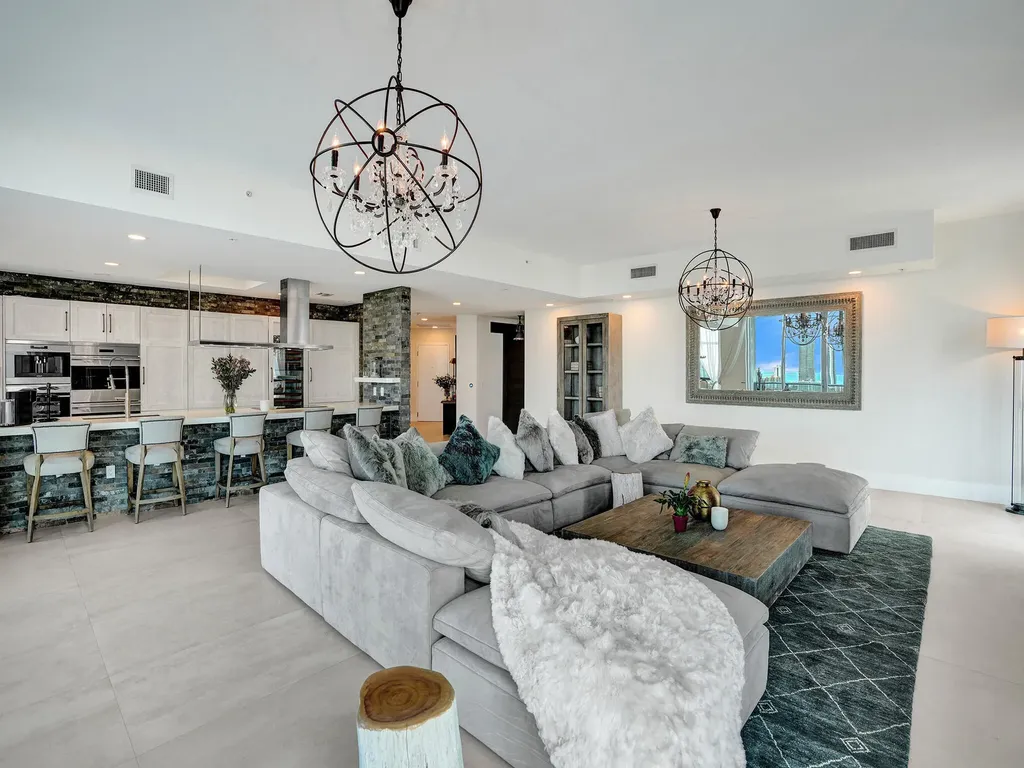 17301 Biscayne Boulevard North Miami Beach FL 33160