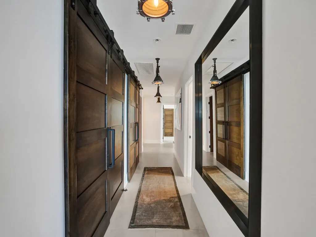 17301 Biscayne Boulevard North Miami Beach FL 33160