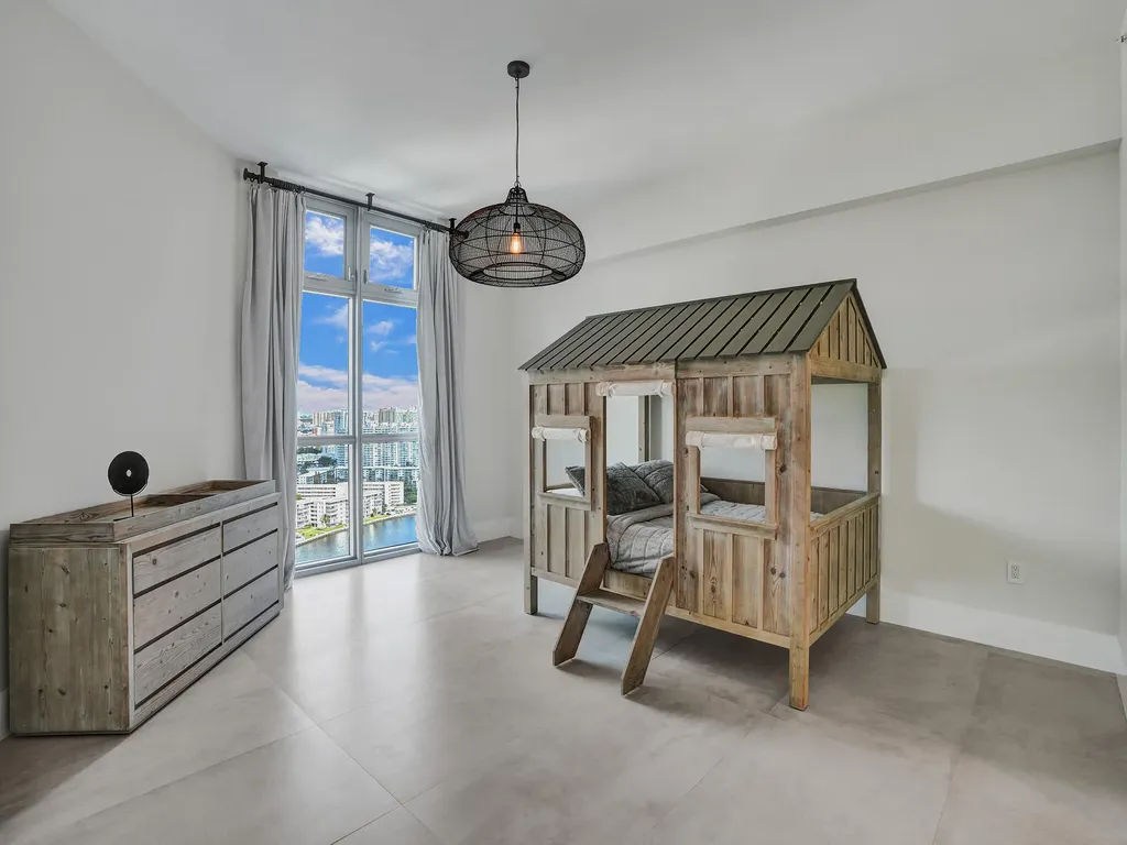 17301 Biscayne Boulevard North Miami Beach FL 33160