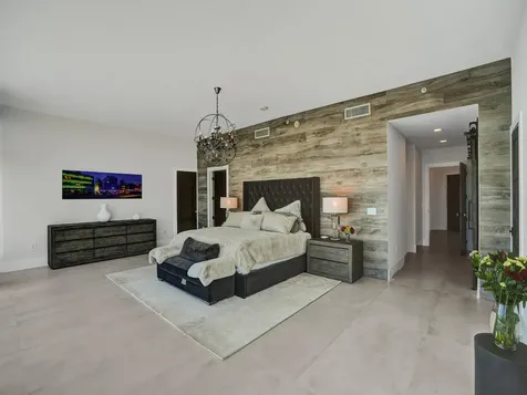 17301 Biscayne Boulevard North Miami Beach FL 33160