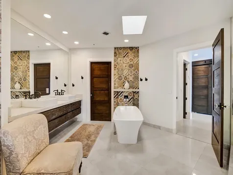 17301 Biscayne Boulevard North Miami Beach FL 33160