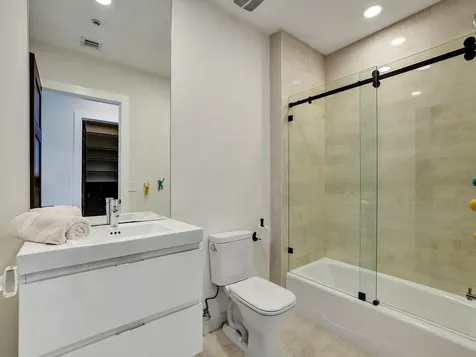 17301 Biscayne Boulevard North Miami Beach FL 33160