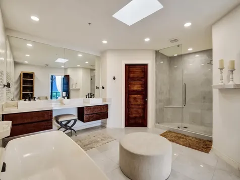 17301 Biscayne Boulevard North Miami Beach FL 33160