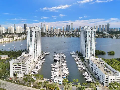 17301 Biscayne Boulevard North Miami Beach FL 33160