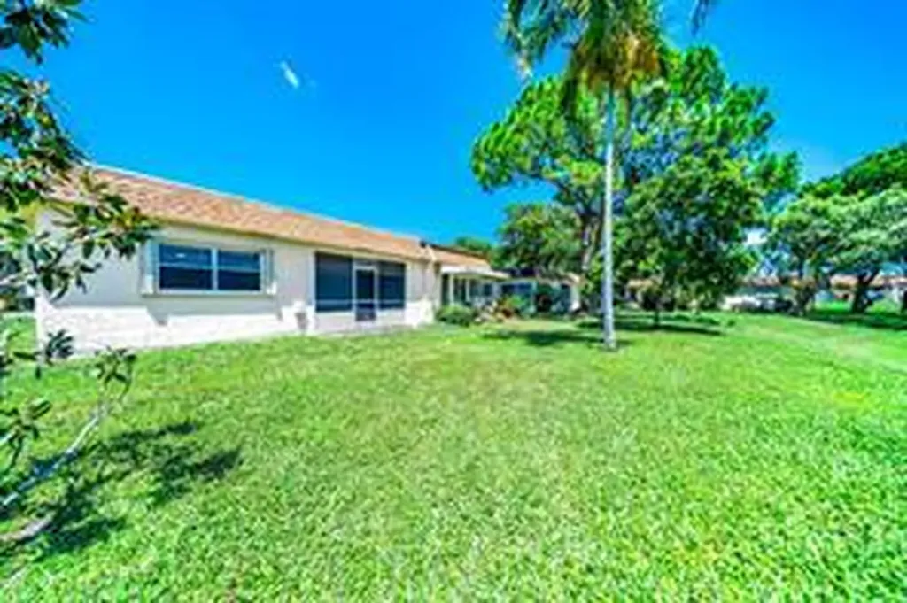 435 SW Natura Avenue Deerfield Beach FL 33441