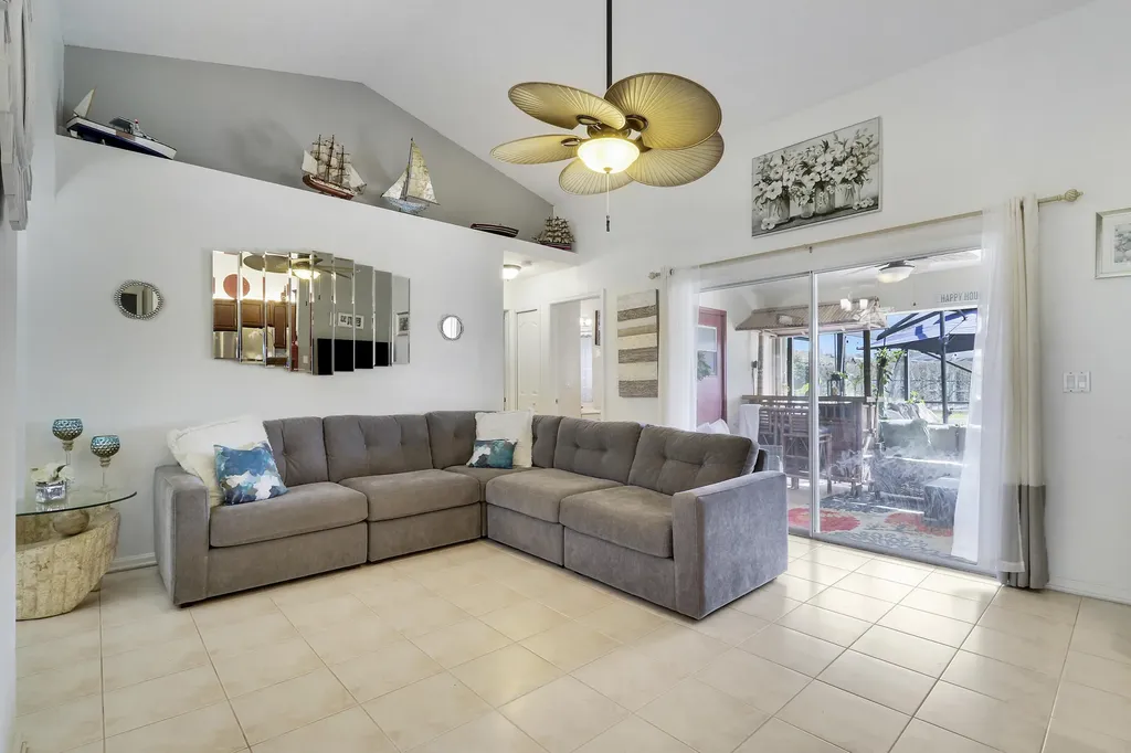 1991 SE Manth Lane Port St Lucie FL 34983