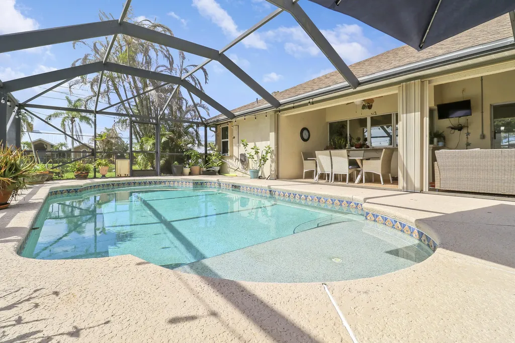1991 SE Manth Lane Port St Lucie FL 34983