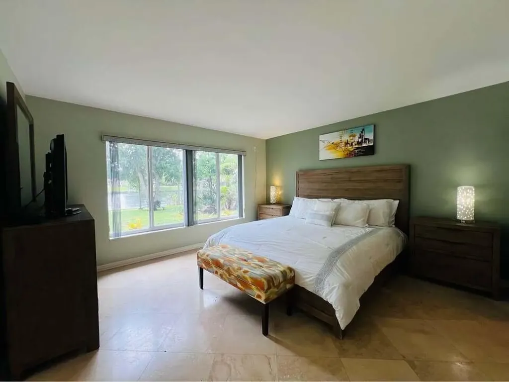 7834 Edgewater Drive Lake Clarke Shores FL 33406