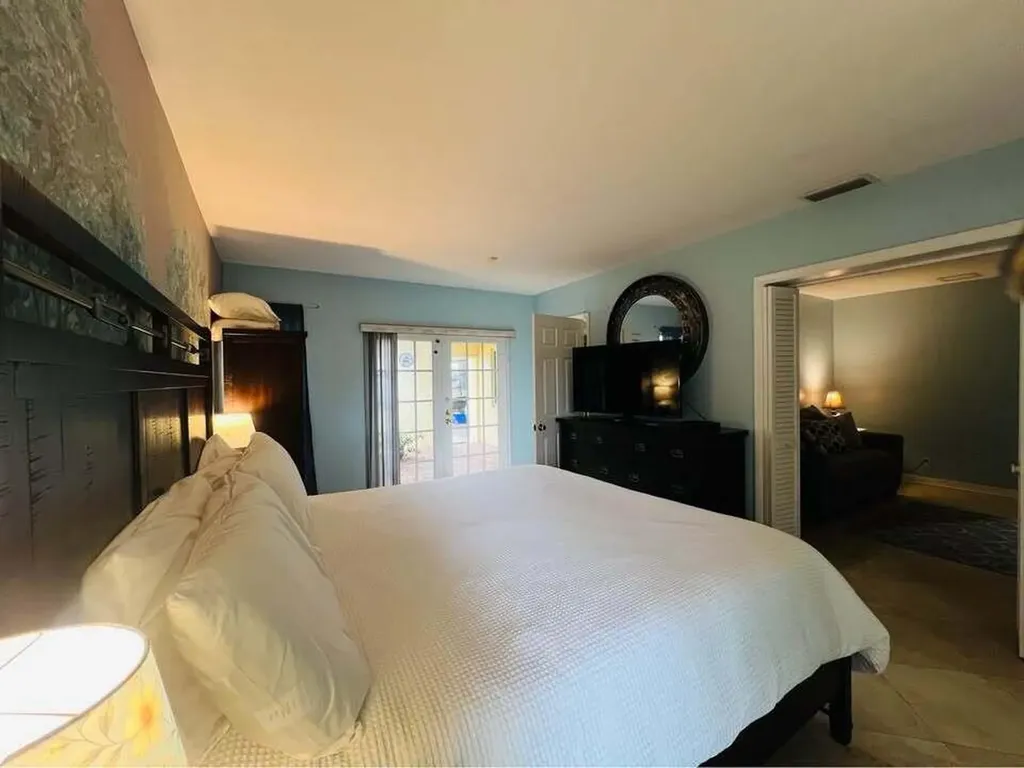 7834 Edgewater Drive Lake Clarke Shores FL 33406