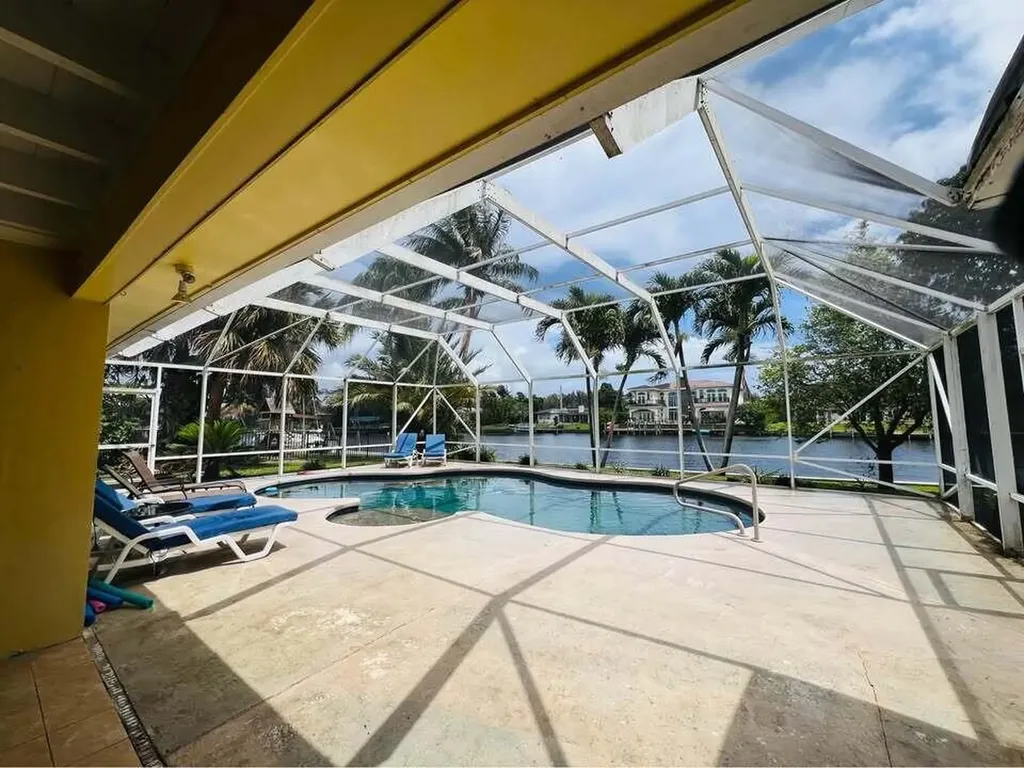 7834 Edgewater Drive Lake Clarke Shores FL 33406