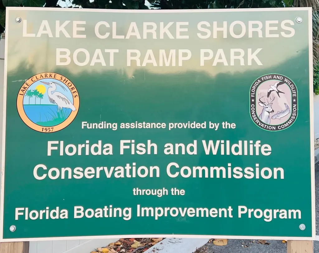 7834 Edgewater Drive Lake Clarke Shores FL 33406