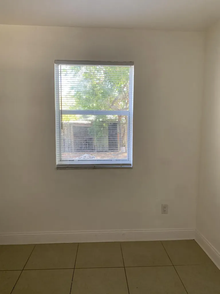 5300 NE 15th Avenue Pompano Beach FL 33064
