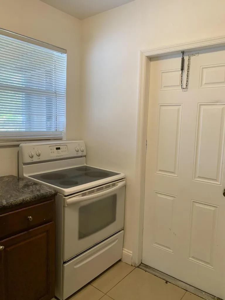 5300 NE 15th Avenue Pompano Beach FL 33064