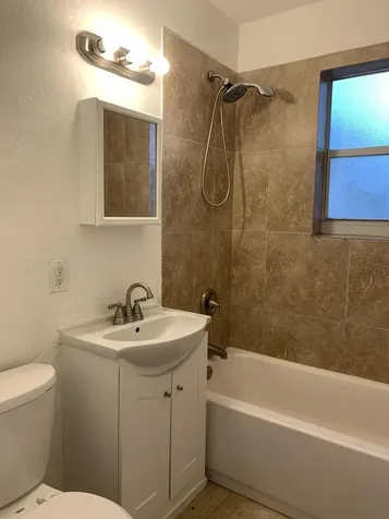 5300 NE 15th Avenue Pompano Beach FL 33064