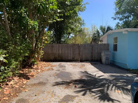 5300 NE 15th Avenue Pompano Beach FL 33064