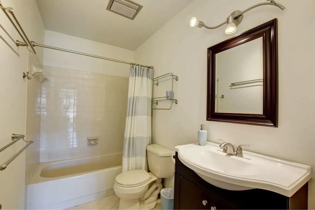 4833 Fox Hunt Trail Boca Raton FL 33487