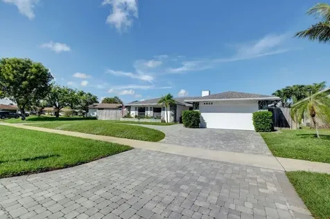 4833 Fox Hunt Trail Boca Raton FL 33487