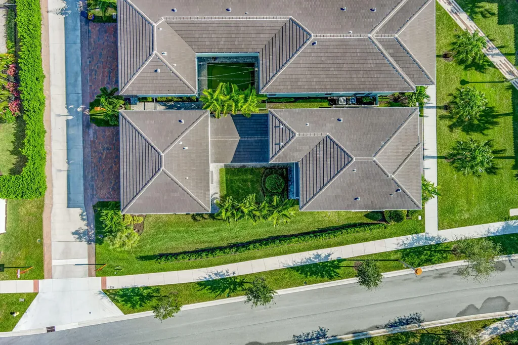13325 Machiavelli Way Palm Beach Gardens FL 33418
