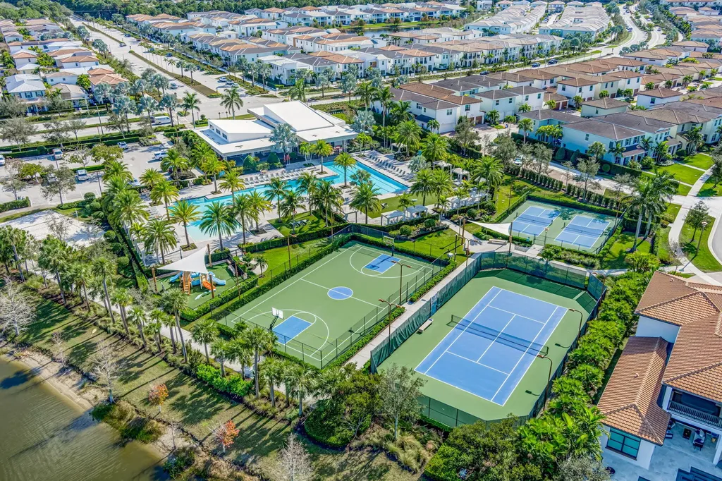 13325 Machiavelli Way Palm Beach Gardens FL 33418