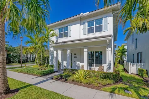 13325 Machiavelli Way Palm Beach Gardens FL 33418