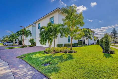 13325 Machiavelli Way Palm Beach Gardens FL 33418
