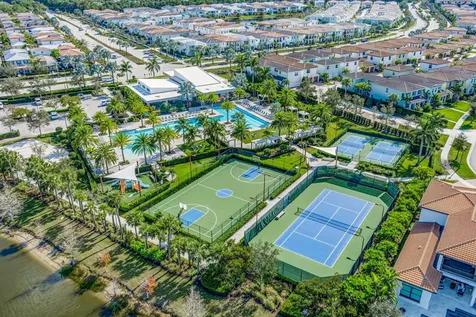 13325 Machiavelli Way Palm Beach Gardens FL 33418