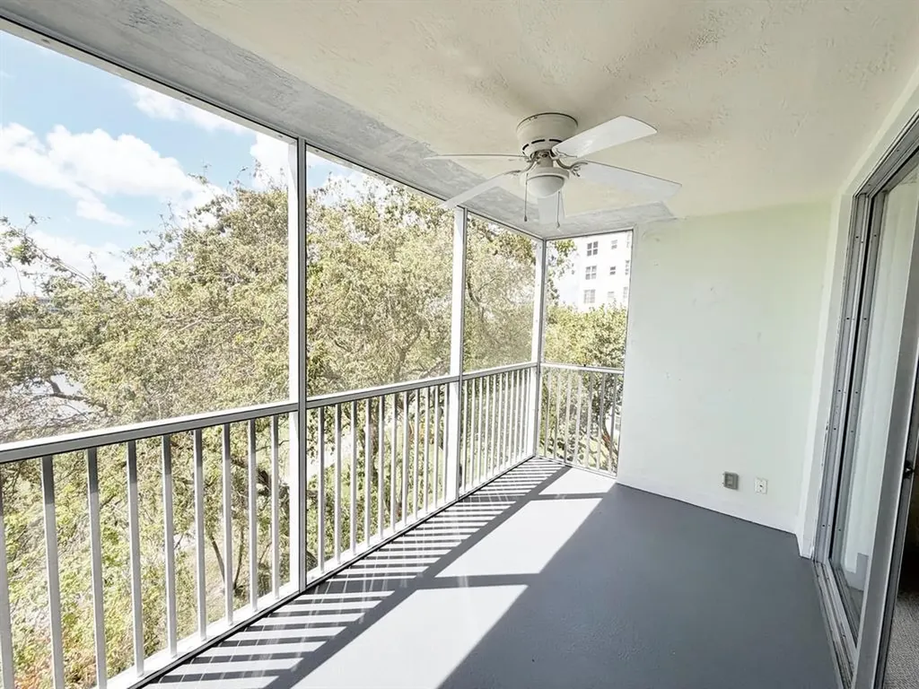 2681 S Course Drive Pompano Beach FL 33069