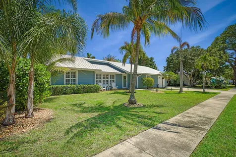 711 Warren Drive Jupiter FL 33458