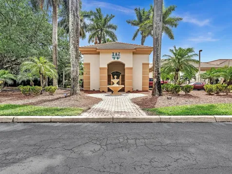 6124 Royal Birkdale Drive Lake Worth FL 33463