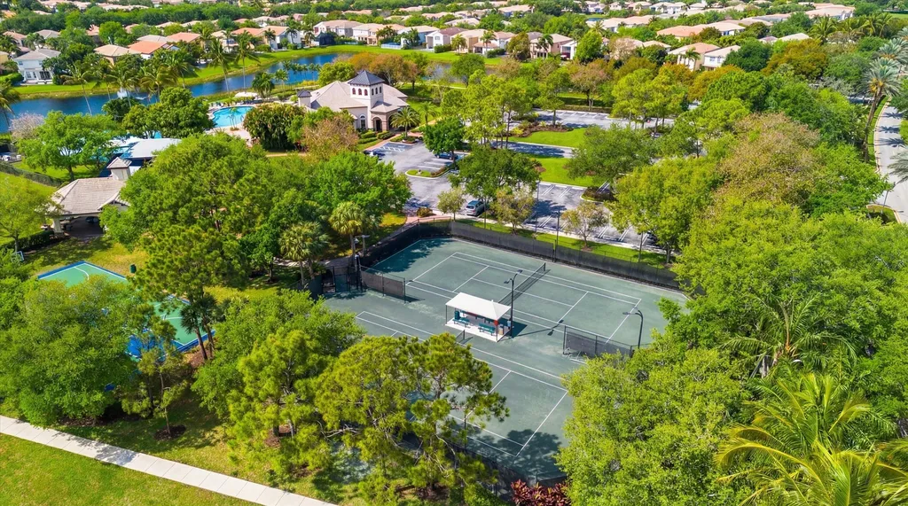 8628 Breezy Hill Drive Boynton Beach FL 33473
