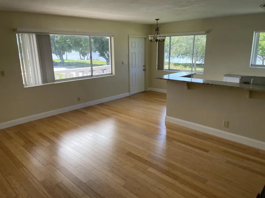 2020 Lake Osborne Drive Lake Worth Beach FL 33461