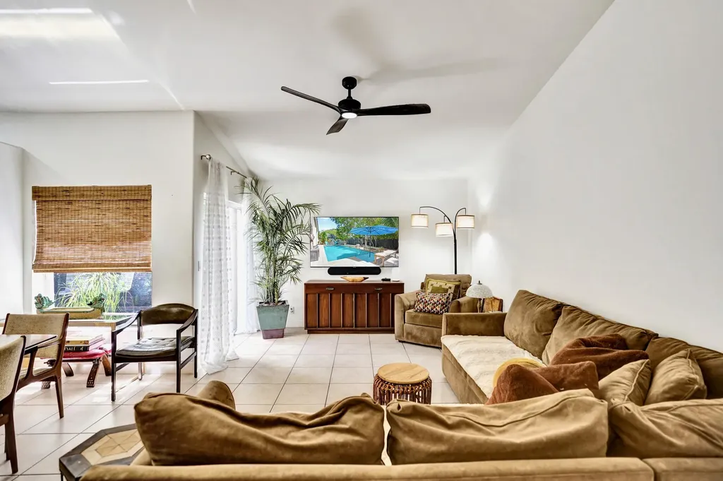 6214 Sand Hills Circle Lake Worth FL 33463