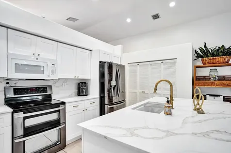 6214 Sand Hills Circle Lake Worth FL 33463