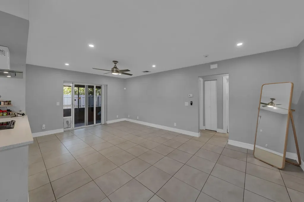 1006 NE 18th Street Fort Lauderdale FL 33305