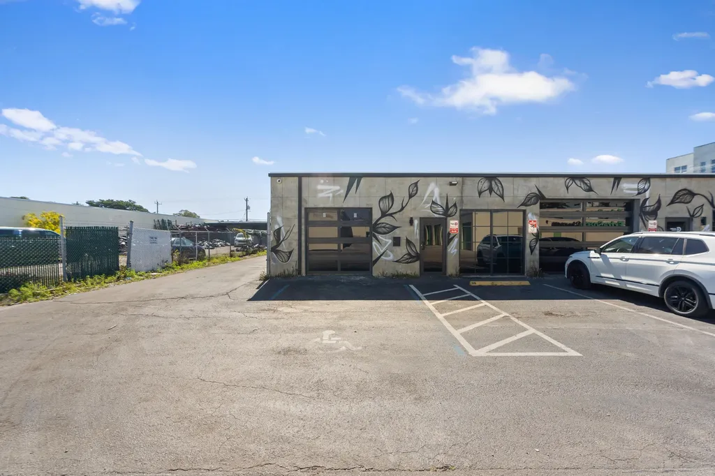 3472 NE 5th Avenue Oakland Park FL 33334
