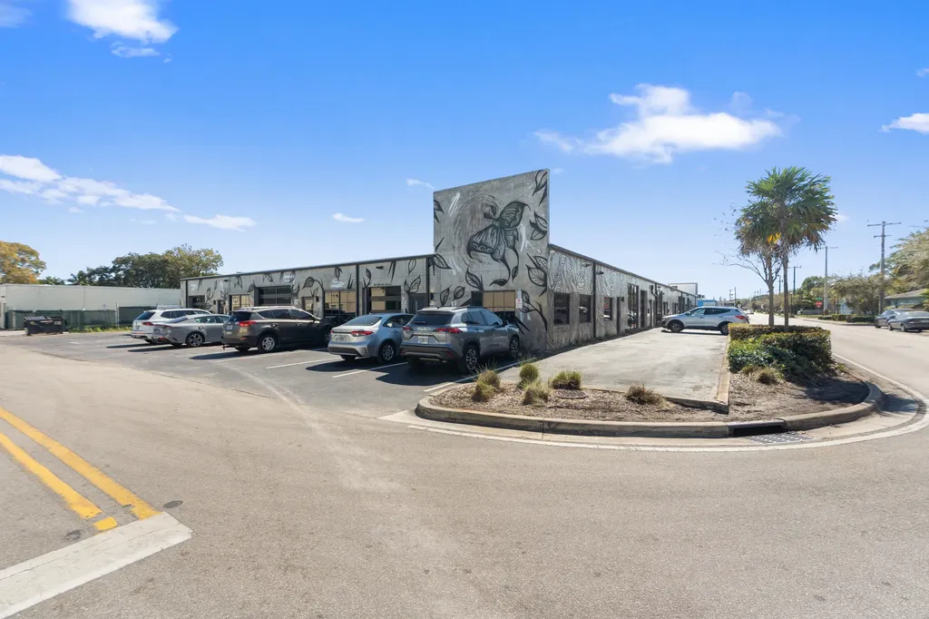 3472 NE 5th Avenue Oakland Park FL 33334
