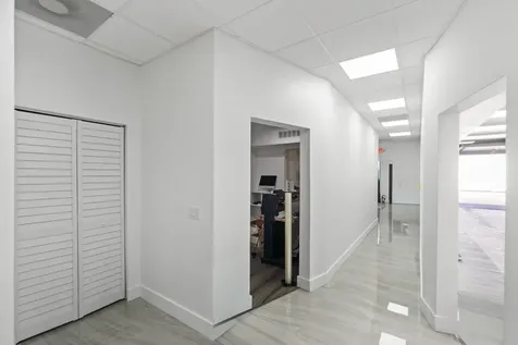 3472 NE 5th Avenue Oakland Park FL 33334