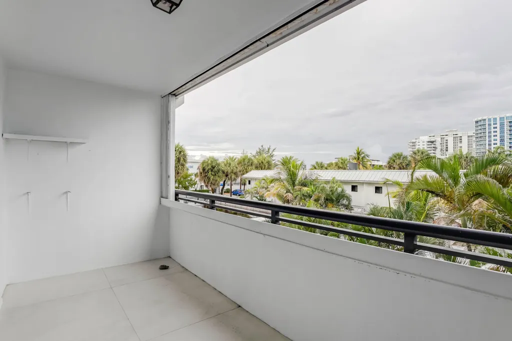 401 Briny Avenue Pompano Beach FL 33062