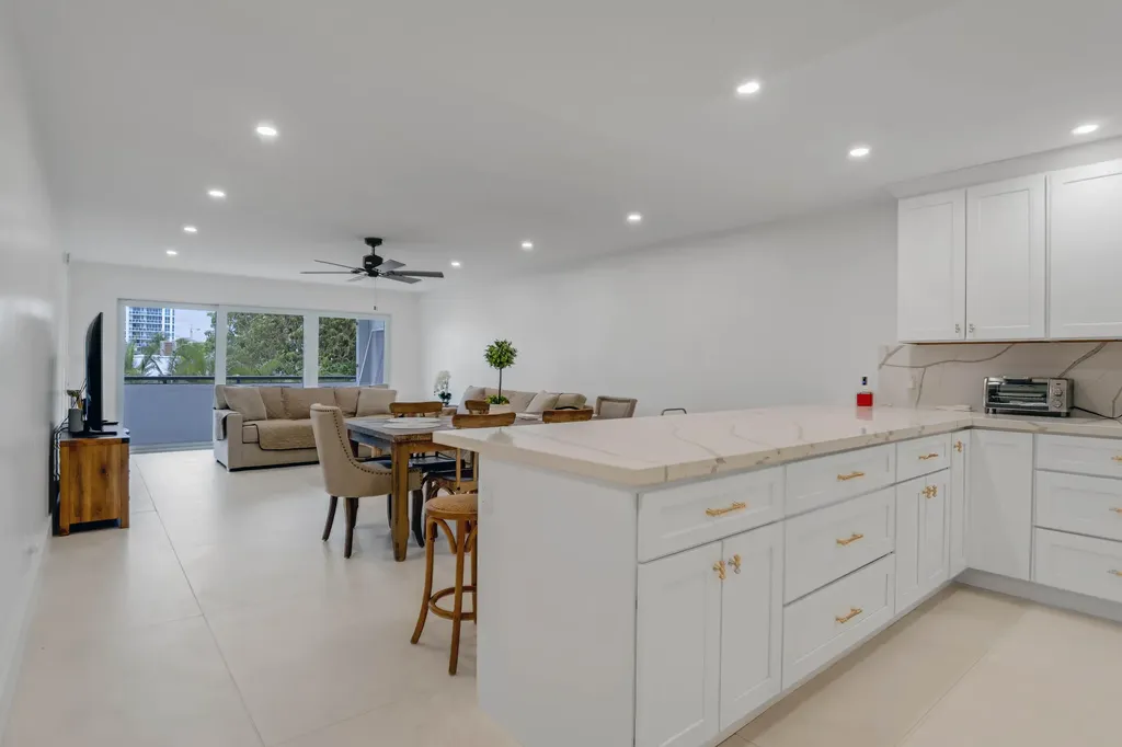 401 Briny Avenue Pompano Beach FL 33062