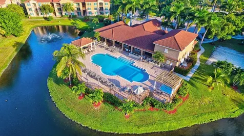 310 Villa Circle Boynton Beach FL 33435