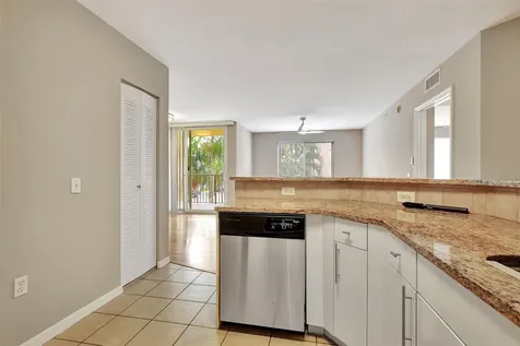 310 Villa Circle Boynton Beach FL 33435