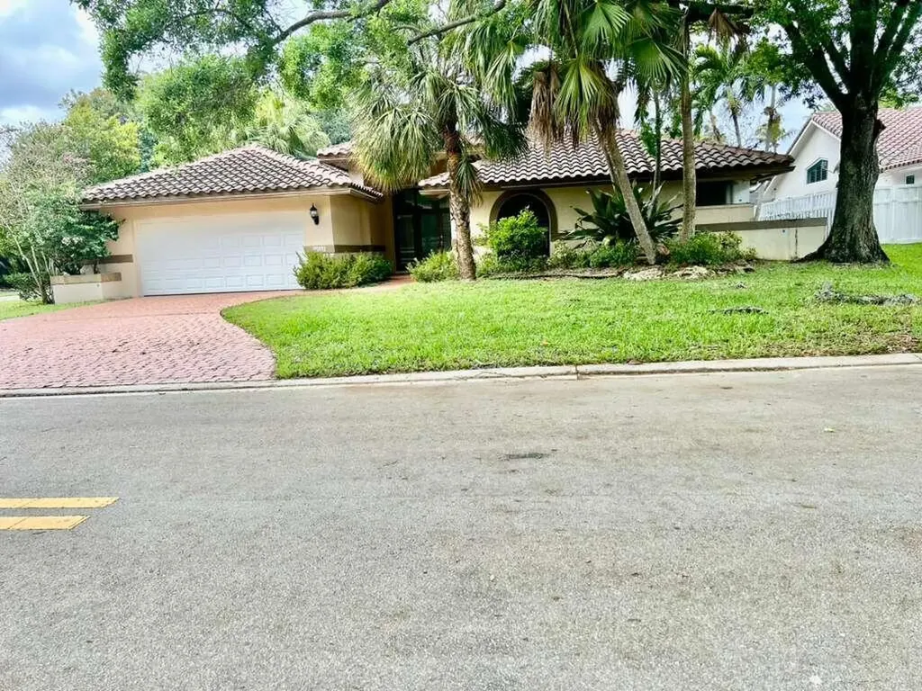 5048 NW 98th Lane Coral Springs FL 33076